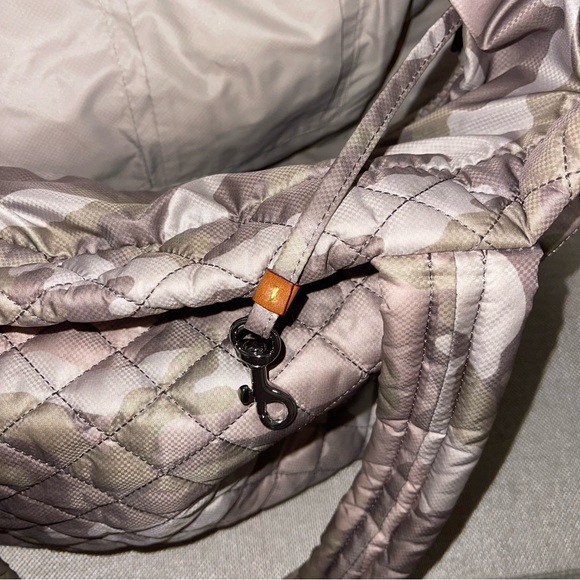 MZ WALLACE CAMO METRO MEDIUM TOTE BAG - Picture 13 of 14